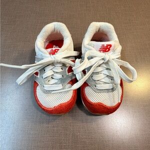 New Balance 574 Infant Sneakers in Red and White